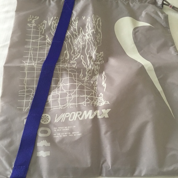 Vapor Max - Picture 2 of 2